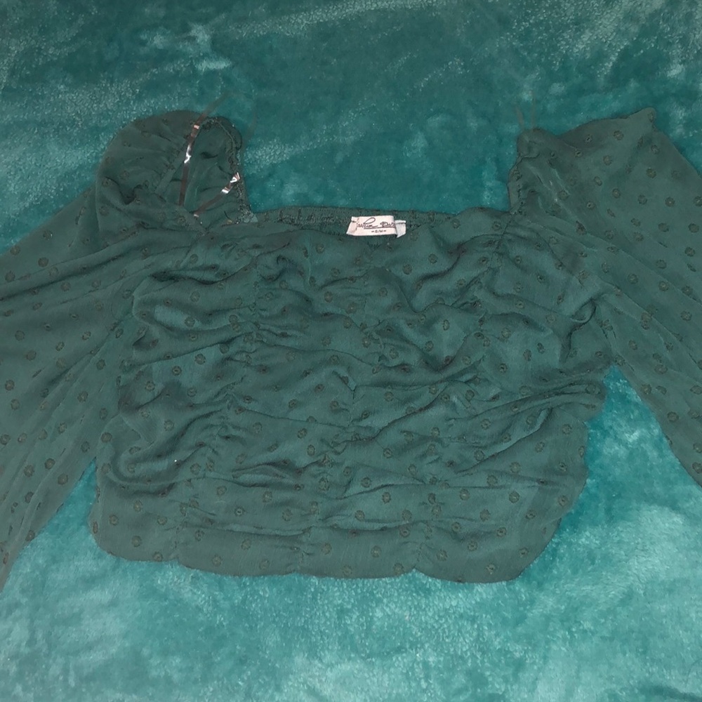 Selling cute top , In great Condition, barely even used